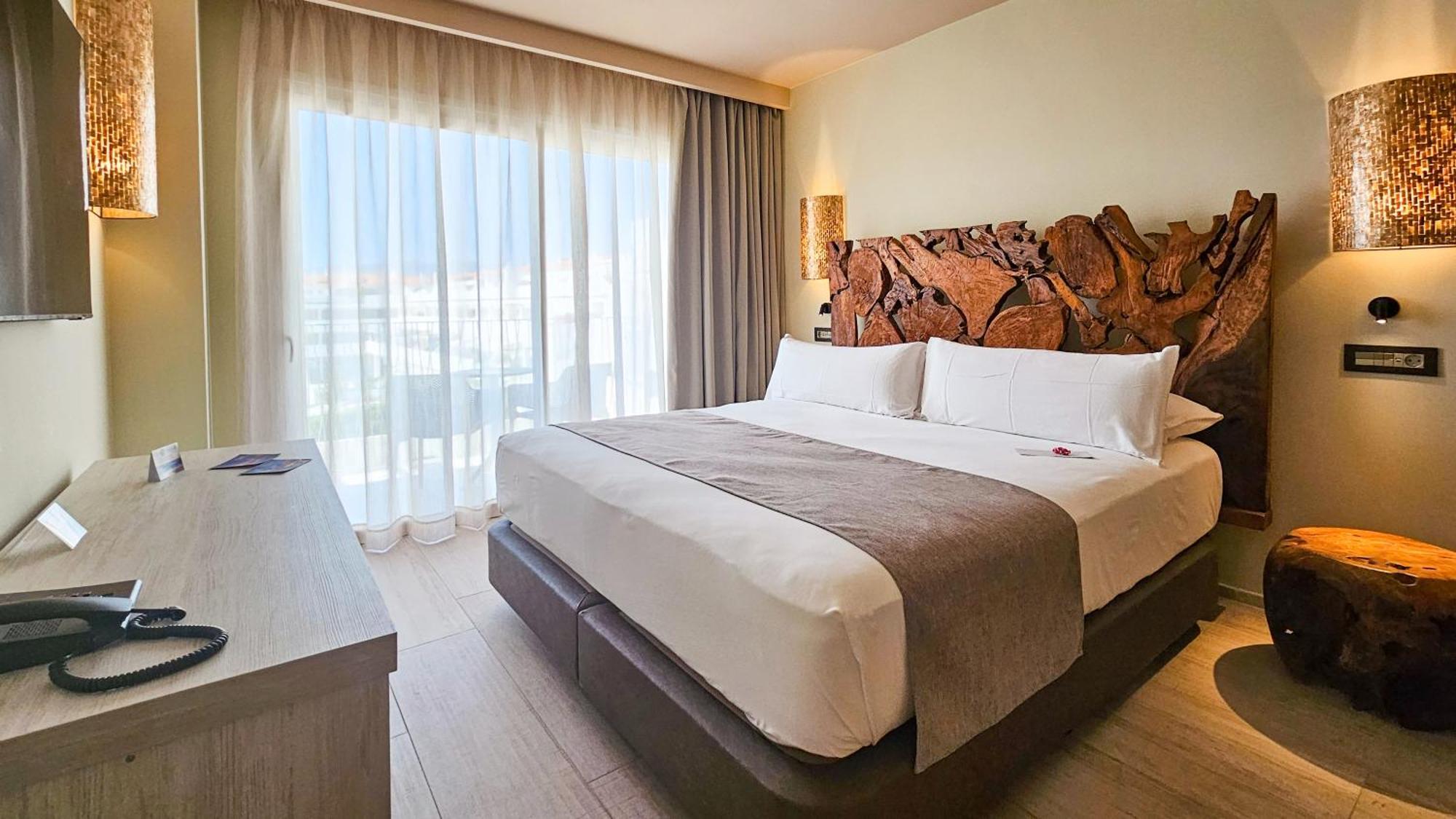 Event Tarifa By Qhotels - Adults Recommended ภายนอก รูปภาพ