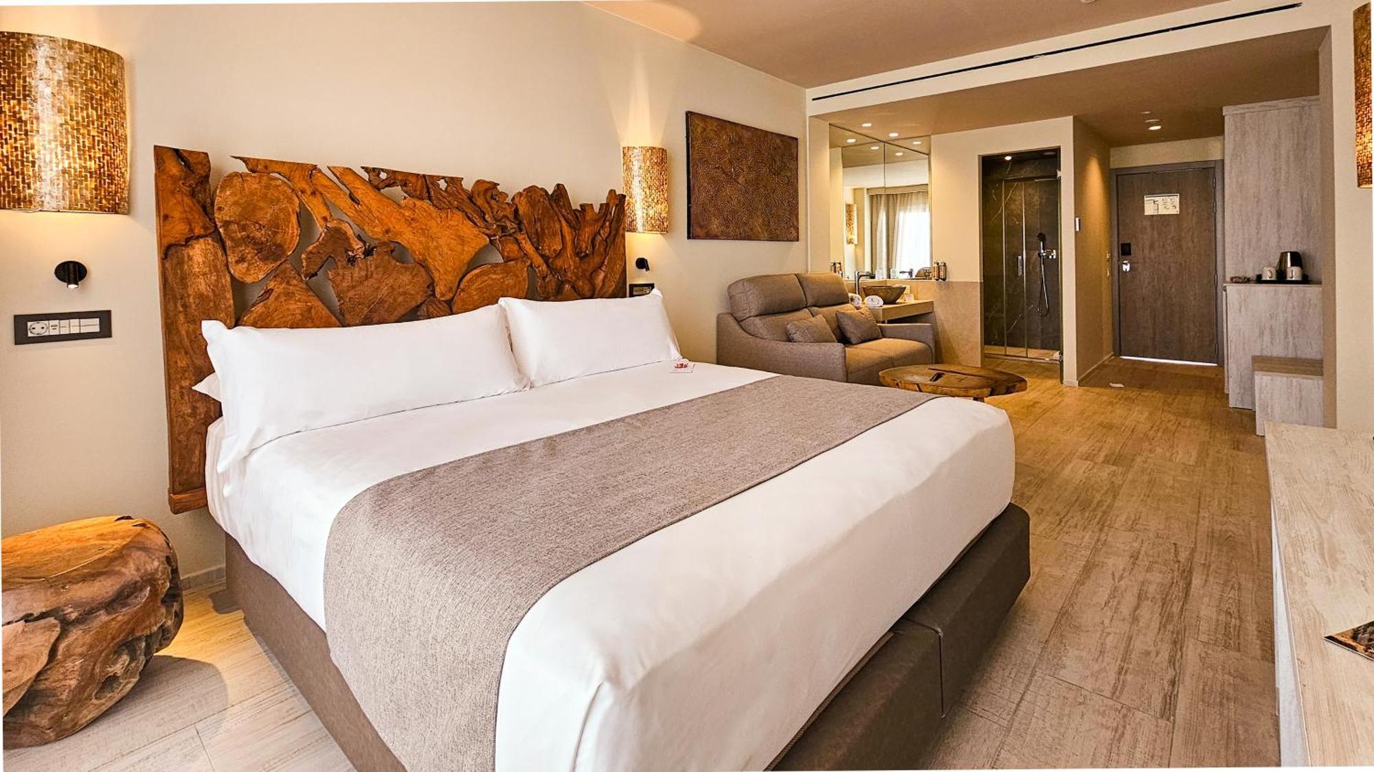 Event Tarifa By Qhotels - Adults Recommended ภายนอก รูปภาพ