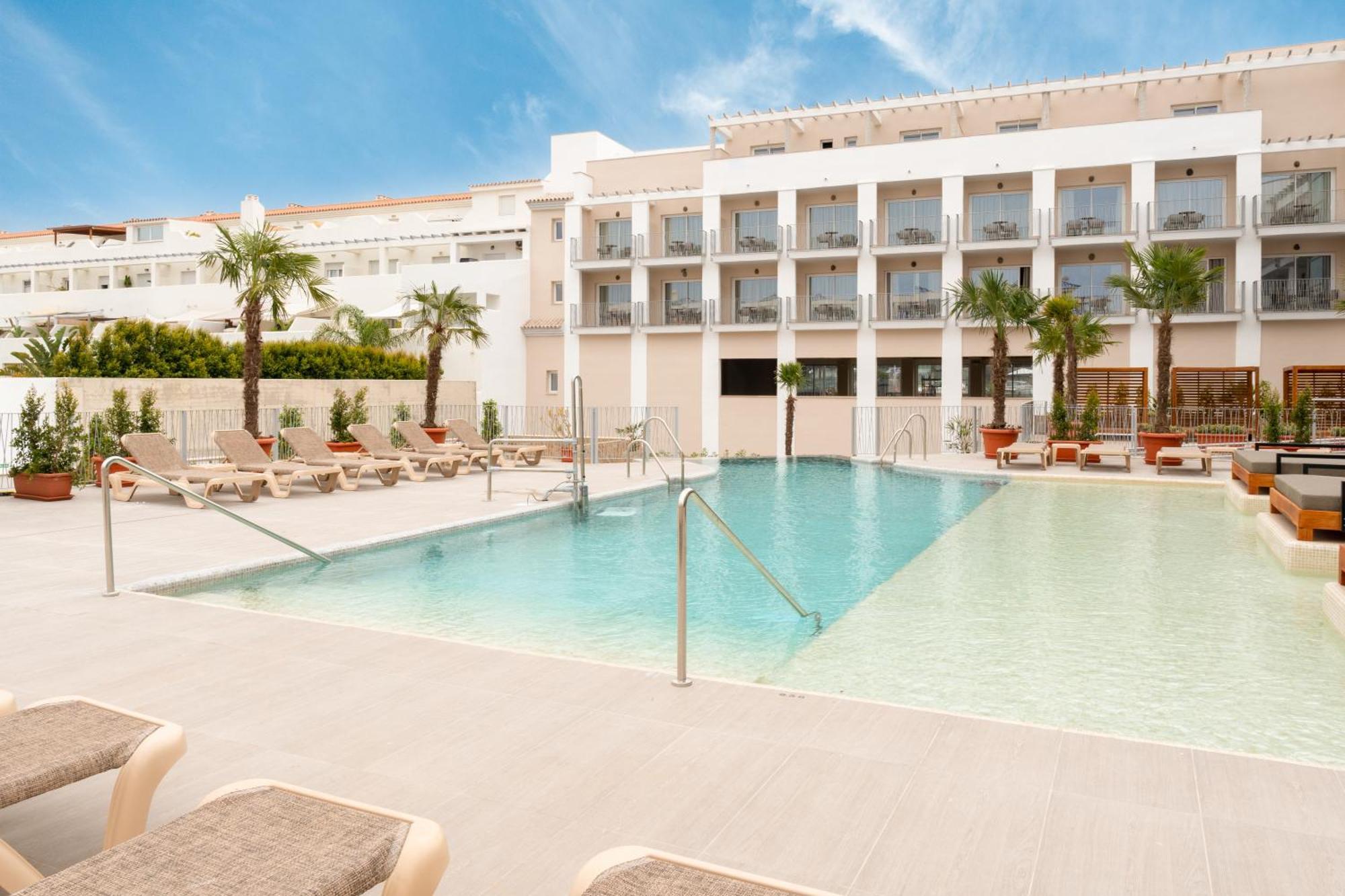 Event Tarifa By Qhotels - Adults Recommended ภายนอก รูปภาพ