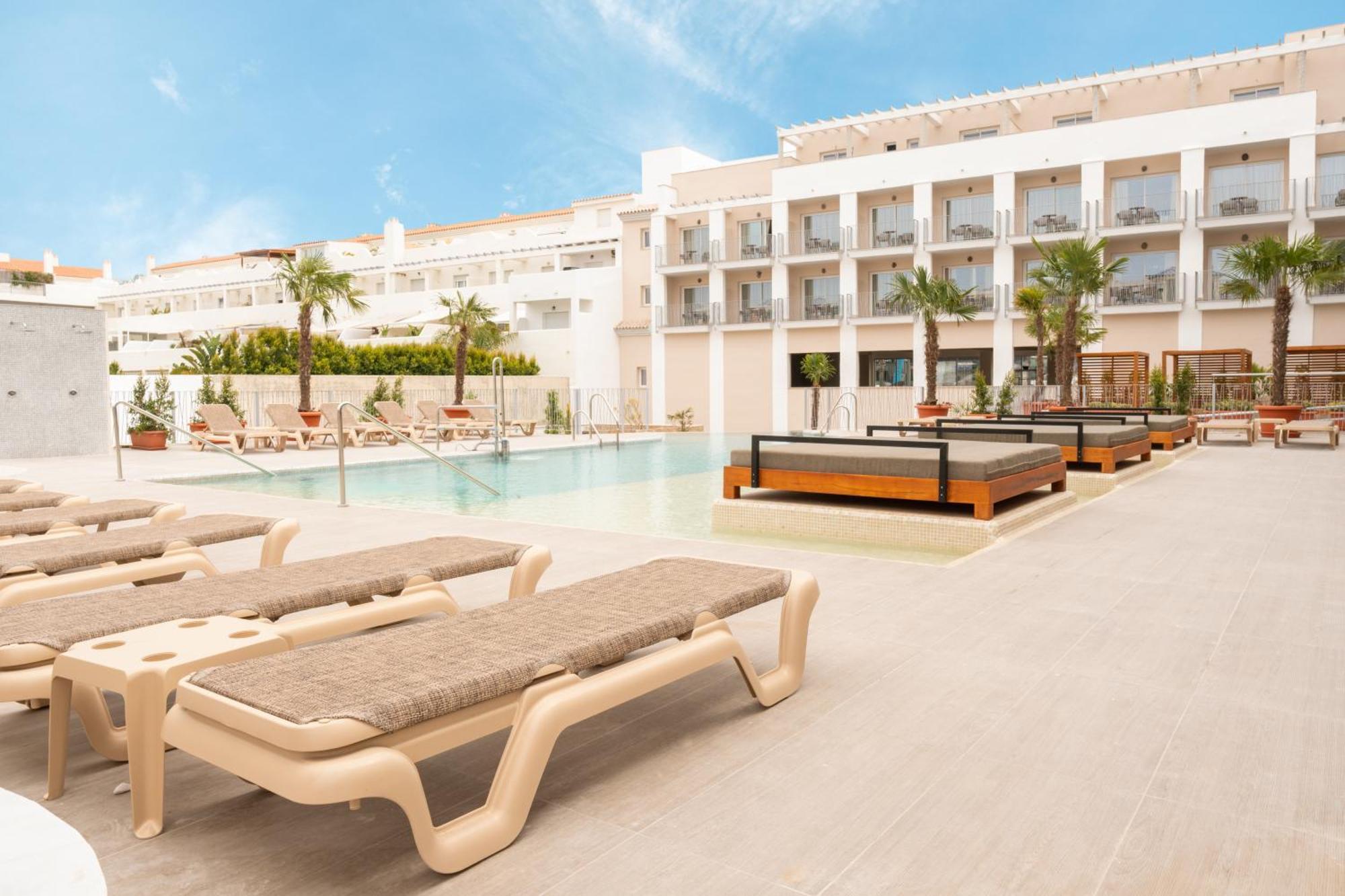 Event Tarifa By Qhotels - Adults Recommended ภายนอก รูปภาพ