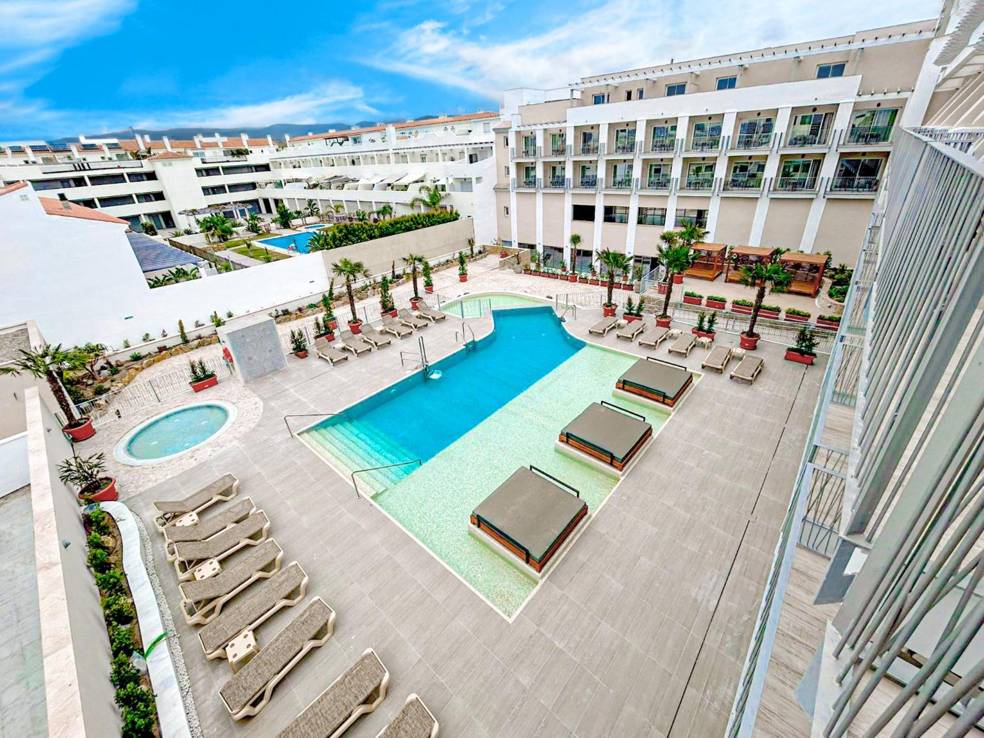 Event Tarifa By Qhotels - Adults Recommended ภายนอก รูปภาพ