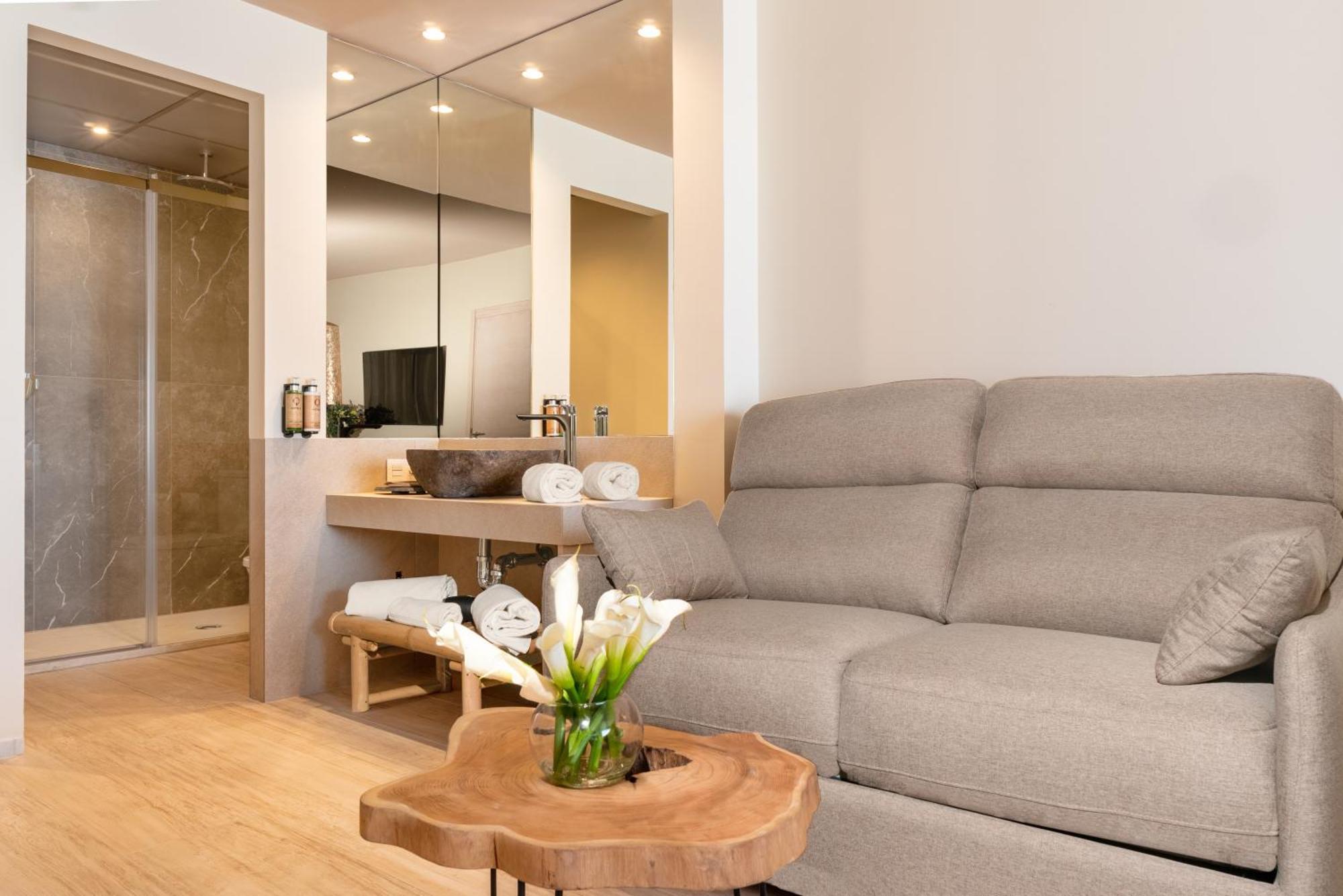 Event Tarifa By Qhotels - Adults Recommended ภายนอก รูปภาพ